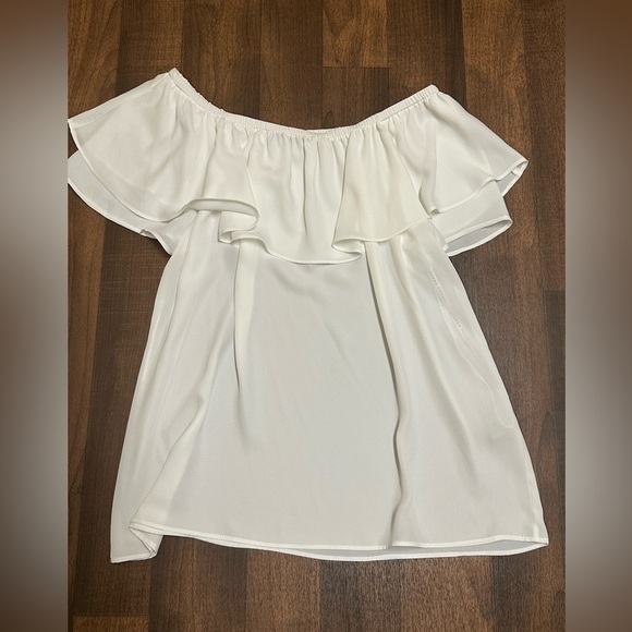 Ivanka Trump Cream Ruffled Off-Shoulder Blouse - Picture 2 of 9